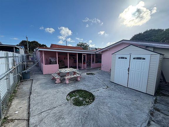 3rd image of 3533 NW 2nd Ter