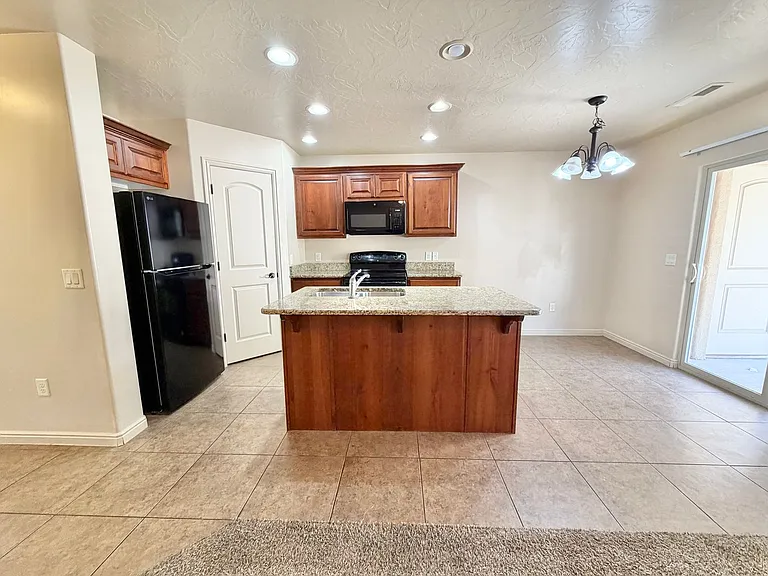 3419 S River Rd #51 — Photo 10