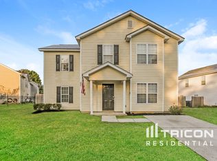 827 Oakshire Cir, Charlotte, NC 28214