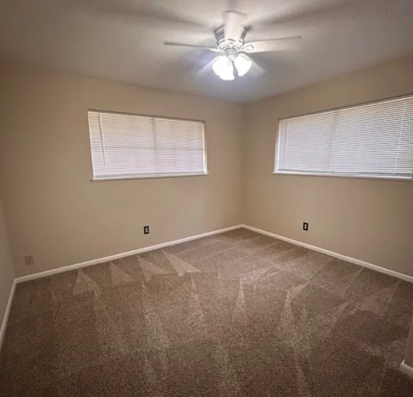 104 Summerset Dr — Photo 7