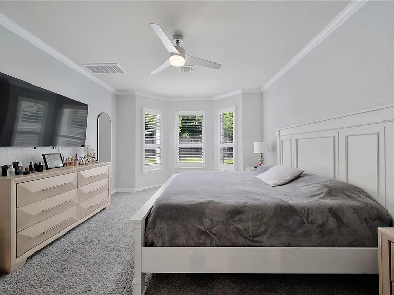 26028 Hasting Ridge Ln — Photo 21