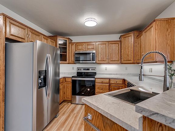 New Ref Stove & Microwave