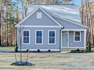 434 Occoneechee Dr, Clarksville, VA 23927