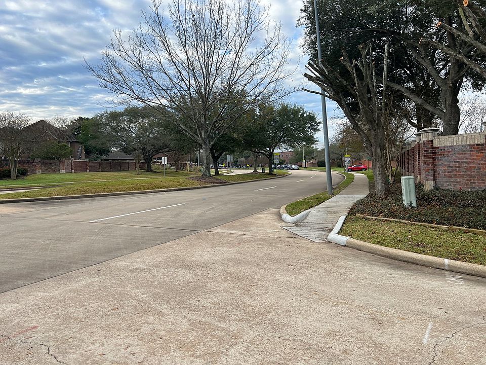 2nd image of 14019 Shannon Marie Ln