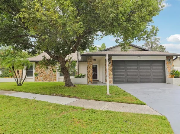 109 Timber Cir, Safety Harbor, FL 34695