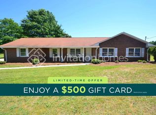 343 Willowwind Dr, Loganville, GA 30052
