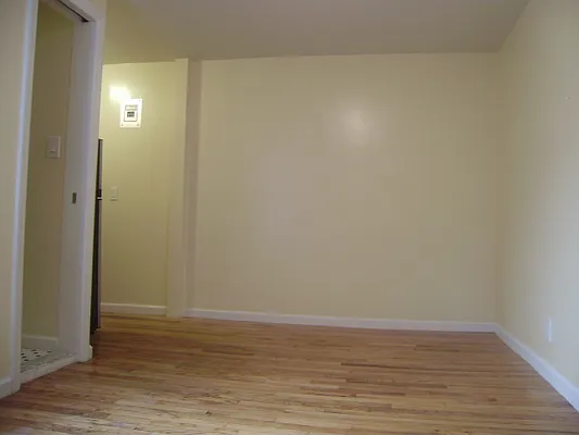 Rented by Mauro Bros Real Estate Services LLC | media 32