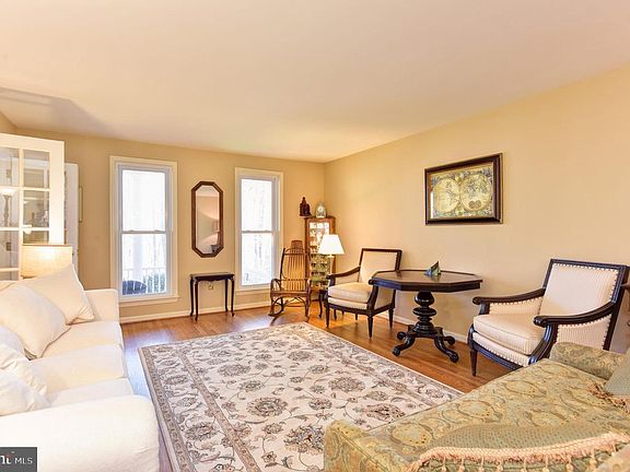 4th image of 11242 River Heights Ln