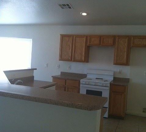 3rd image of 5208 Painted Pebble St