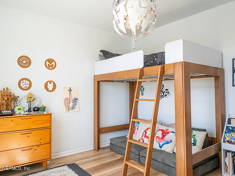 271 Jarama Cir — Photo 35