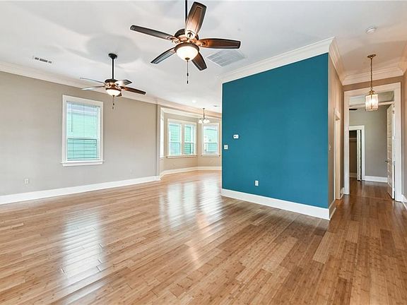 5th image of 2038 Elysian Fields Ave