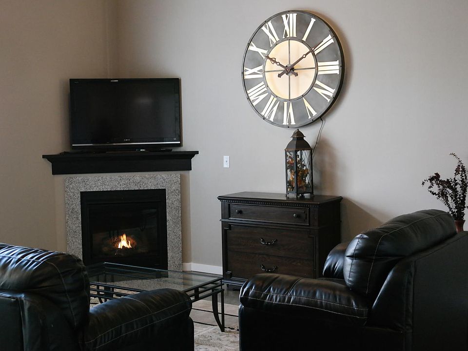 1st image of 149 Bainberry St