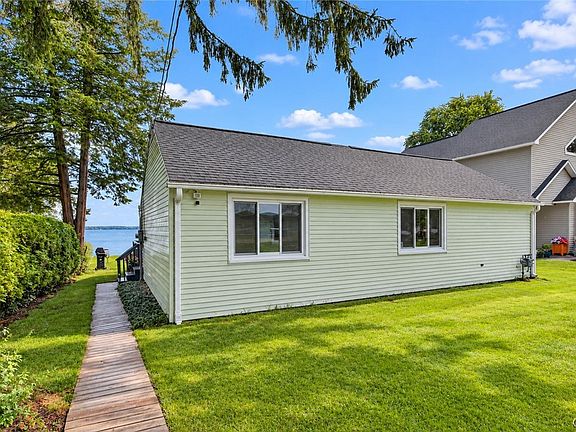 4th image of 1447 Lestina Beach Rd