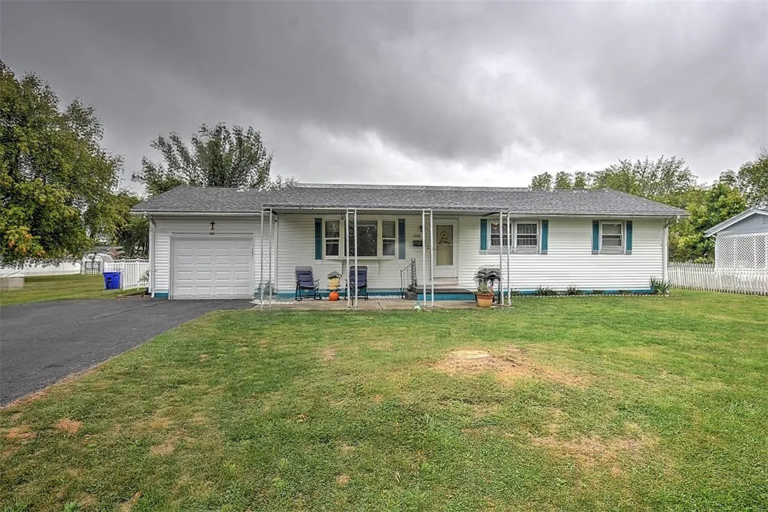 1122 Turner Ct photo 1