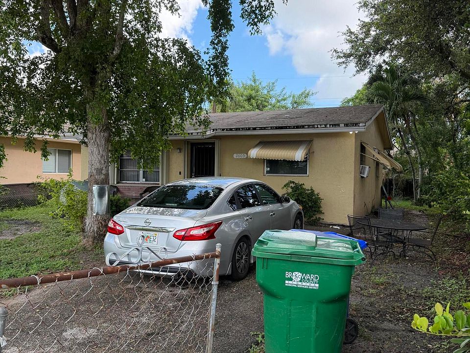 1st image of 2605 NW 14TH Street