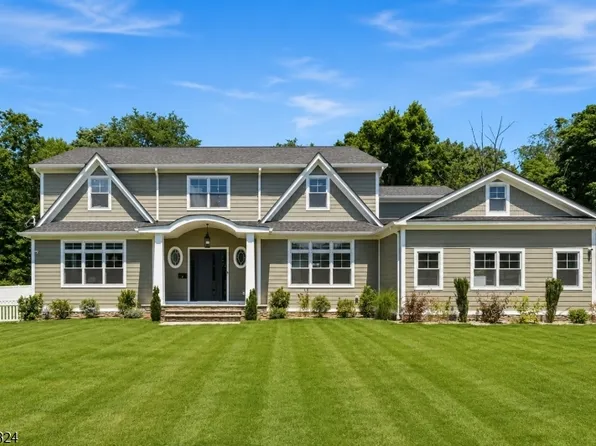 2 Wingate Dr, Livingston Twp., NJ 07039