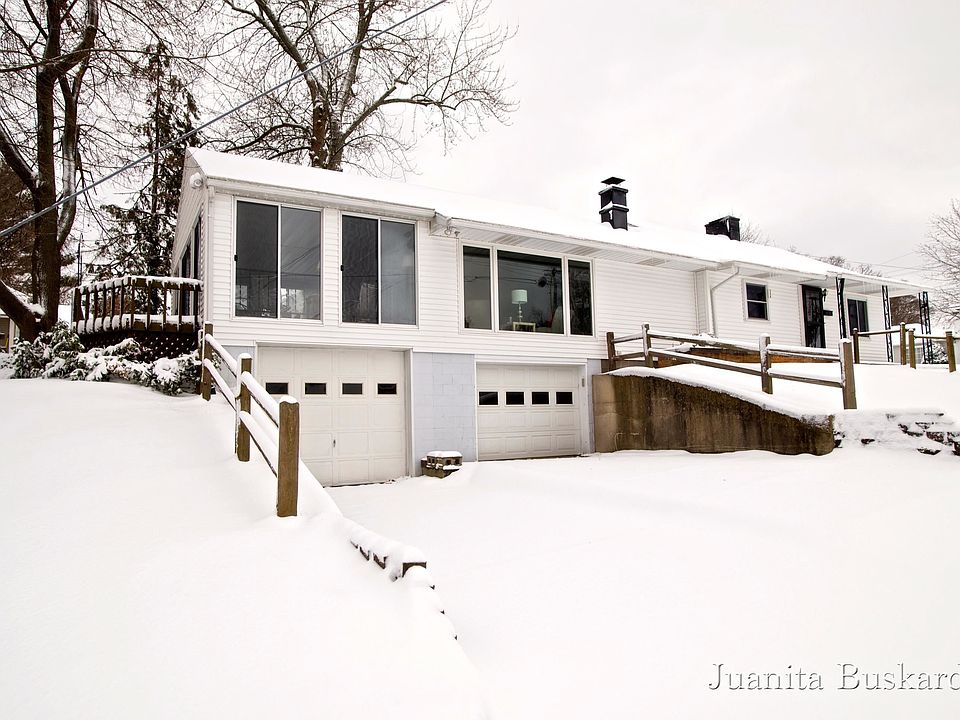 1st image of 1458 Garfield Ave NW
