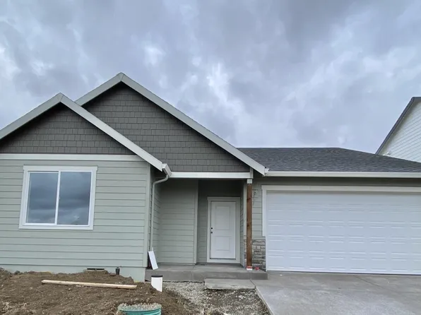 11220 Blueberry Loop NE, Donald, OR 97020