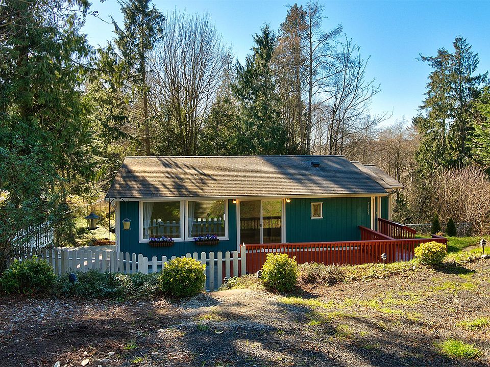 1st image of 7521 NE Beachwood Ct