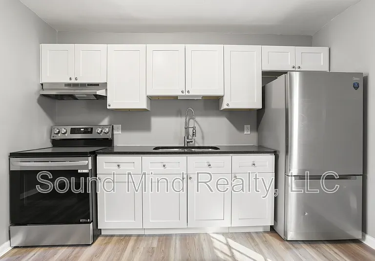 2600 Mallard Ct — Photo 1