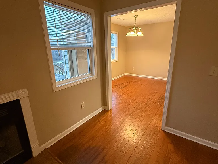9907 Thunderbolt Way — Photo 12