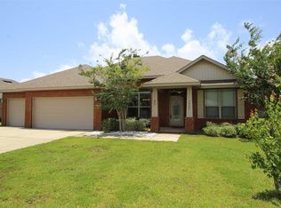 7461 Deck Ln, Pensacola, FL 32526