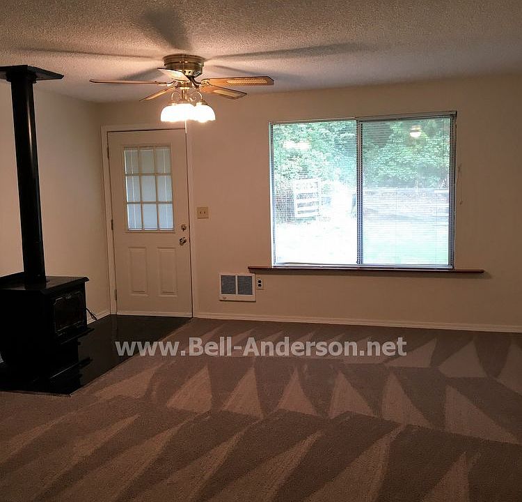 1st image of 18714 SE Auburn Black Diamond Rd