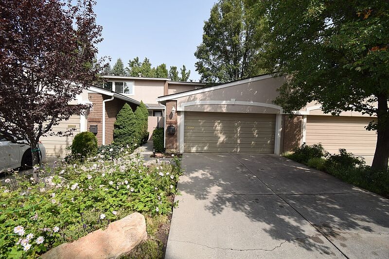 1st image of 1877 E Monterey Dr