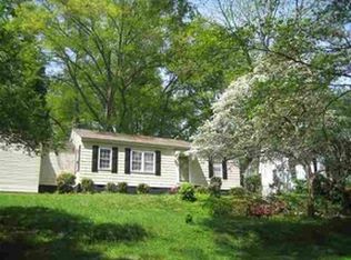 284 Fairforest Rd, Spartanburg, SC 29301