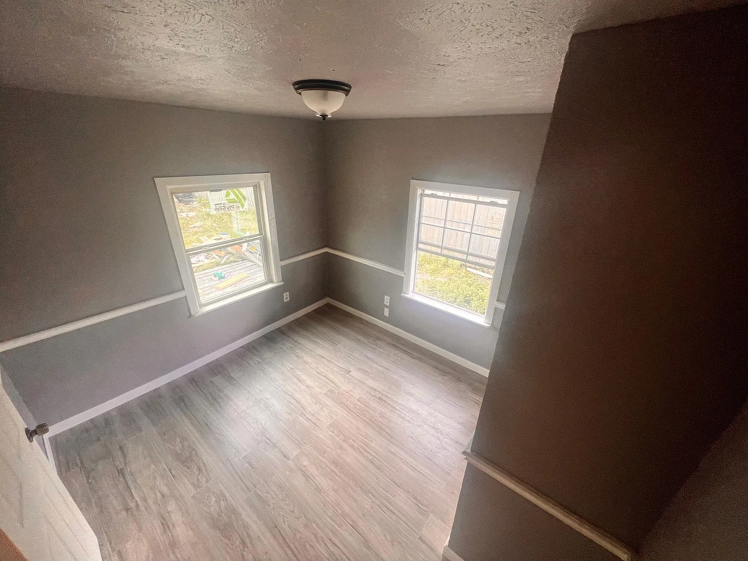 1116 Sabinas St — Photo 2