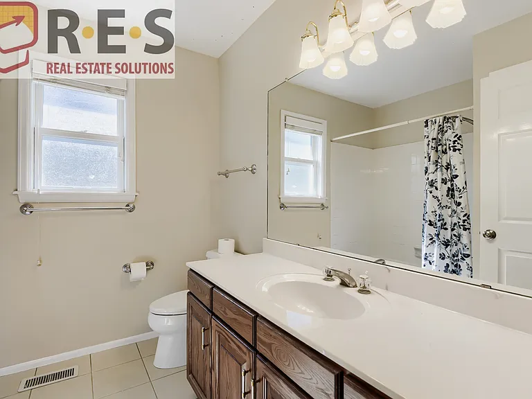 6346 S Jersey Ct — Photo 14