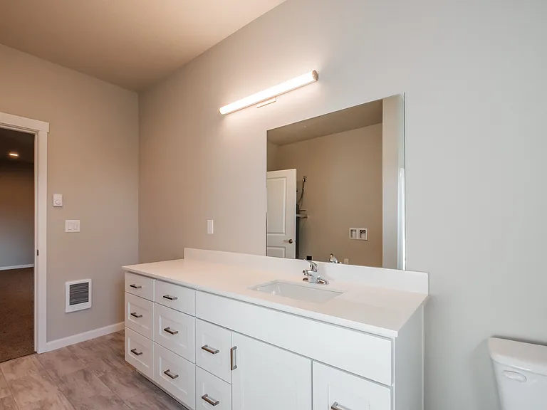 4125 Market St NE — Photo 5