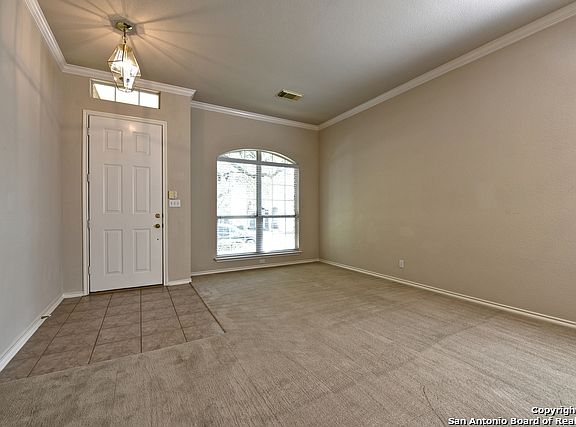 4th image of 3118 Fall Crest Dr
