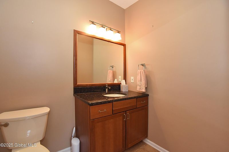 5th image of 14 Hummingbird Court