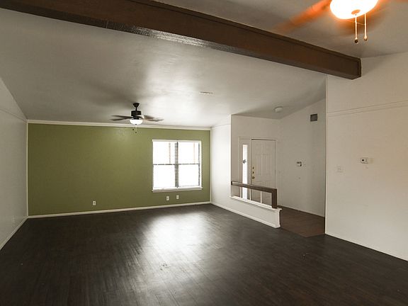 3rd image of 3303 Tree Grove Dr