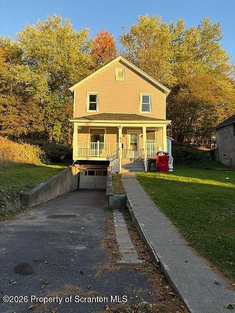 62 Belmont St