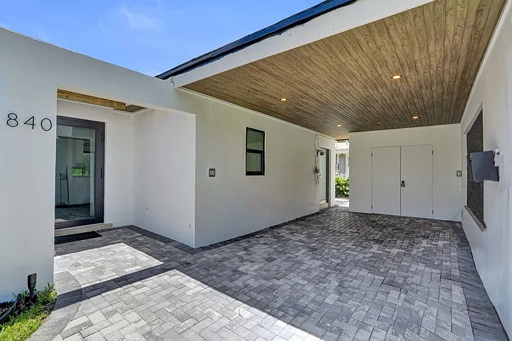 3 bed, 1580 sqft, $7,000 — Photo 2