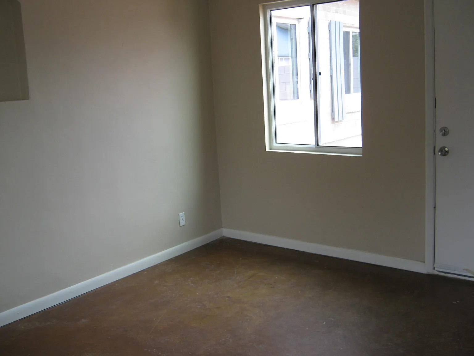3811 N 6th St — Photo 2