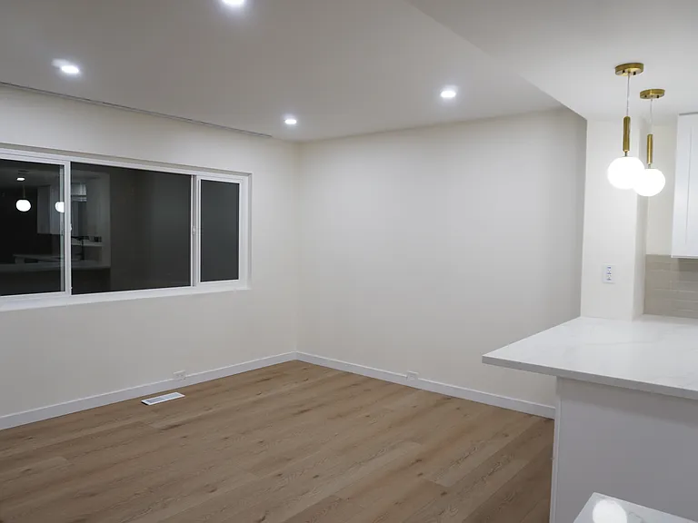 954 Harbor View Dr — Photo 18