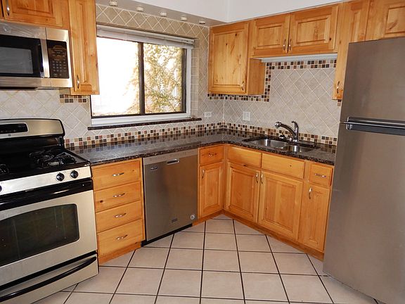 5th image of 1526 N Harlem Ave APT 2E