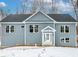 5 Brook Hollow Dr, New Milford, CT 06776