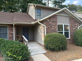 2005 Quail Ridge Rd, Greenville, NC 27858