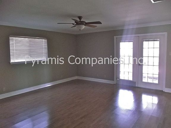 4th image of 11214 Cedar Park