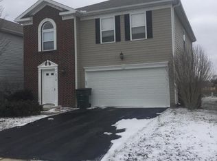 4910 Grimm Dr, Lockbourne, OH 43137