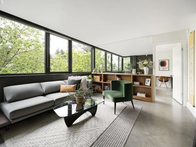 2020 SW Main St UNIT 806, Portland, OR, 97205