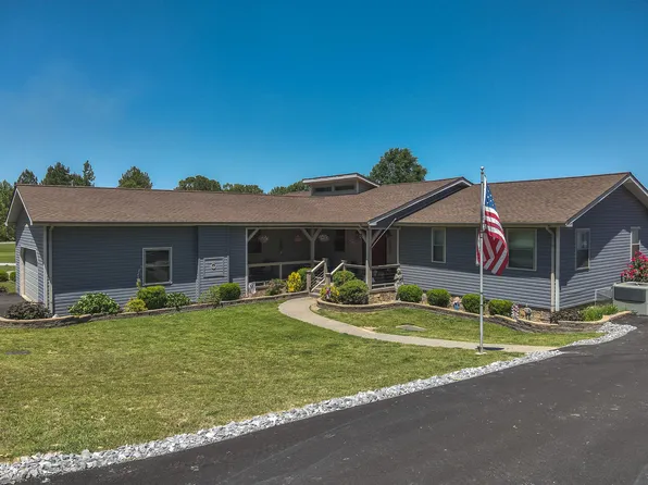 360 Halbrook Ln, Benton, KY 42025