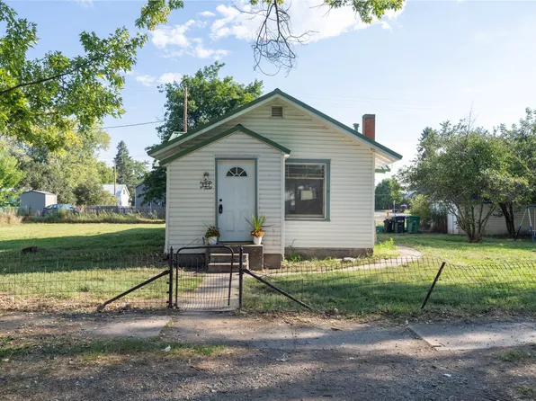 427 Buchanan St SW, Saint Ignatius, MT 59864
