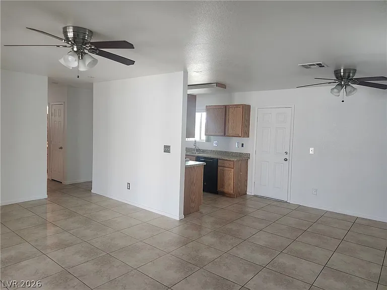 1213 Virgil St — Photo 6