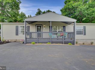 225 W Ridge Rd, Elizabethtown, PA 17022