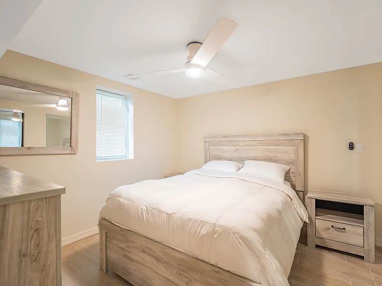 17 Canoe Place Rd — Photo 19